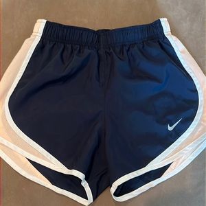 Girls make shorts athletics